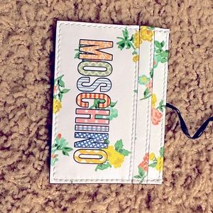 NWT Moschino Logo Floral-Print Leather Cardholder